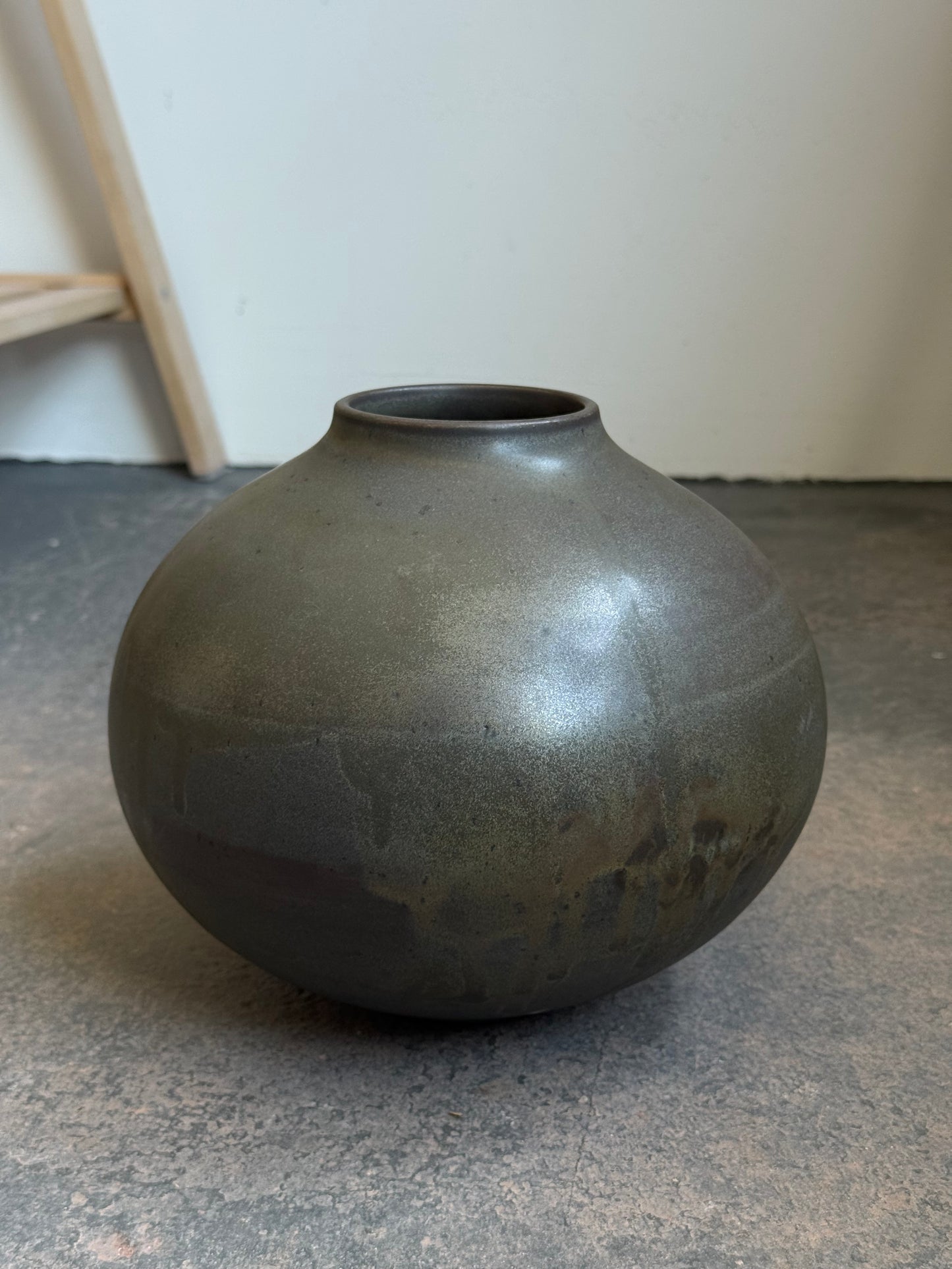 Plump Vessel