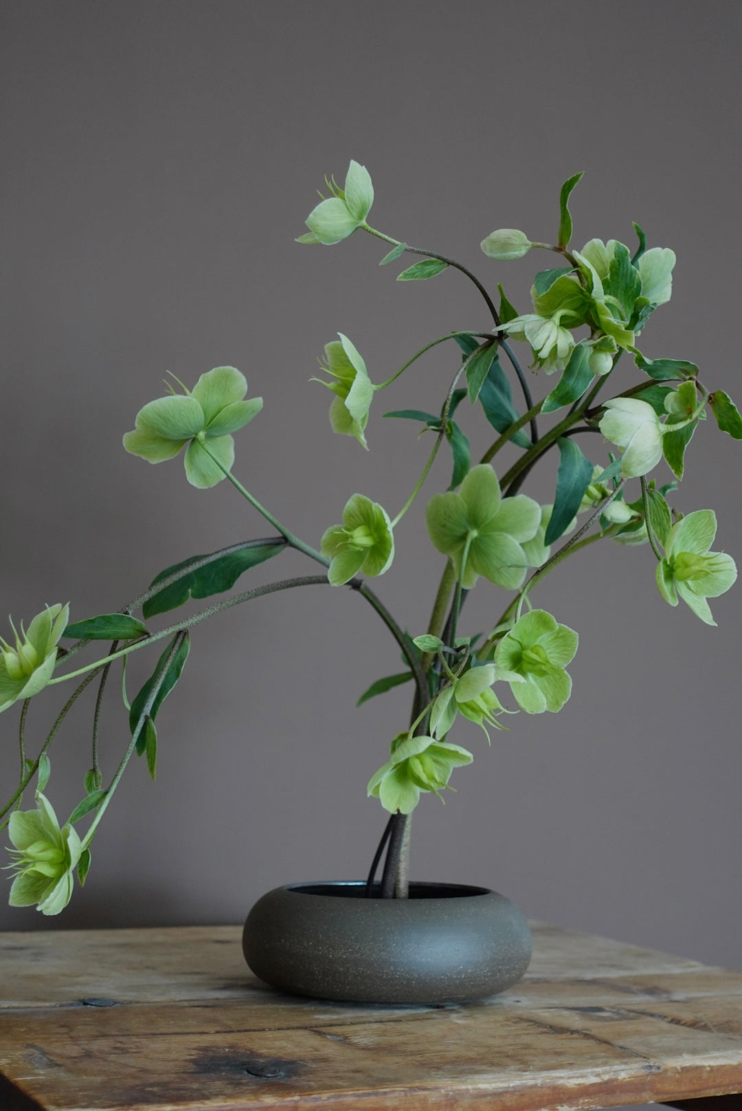 Pebble Ikebana Vessel